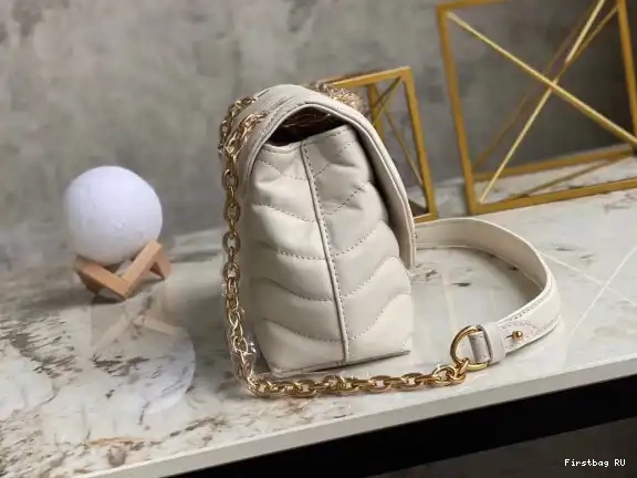 First bags ru reviews CHAIN VUITTON NEW LOUIS WAVE BAG 0501